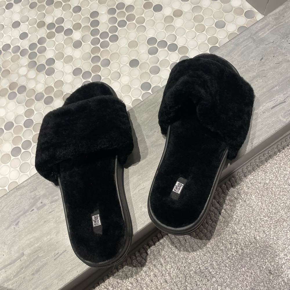 Fitflop slippers black